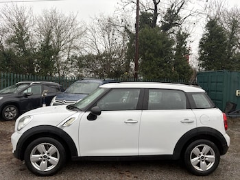 Used MINI Countryman 2015 for sale - 77001561: Photo