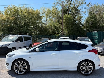 Used Ford Focus 2017 for sale - 79240253: Photo