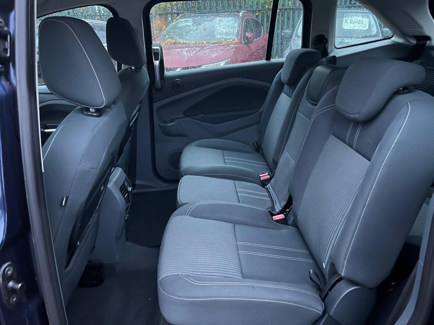 Used Ford Grand C-Max 2011 for sale - 76476945: Photo 10