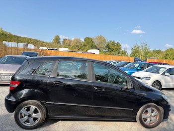Used Mercedes-Benz B-Class 2010 for sale - 75898635: Photo
