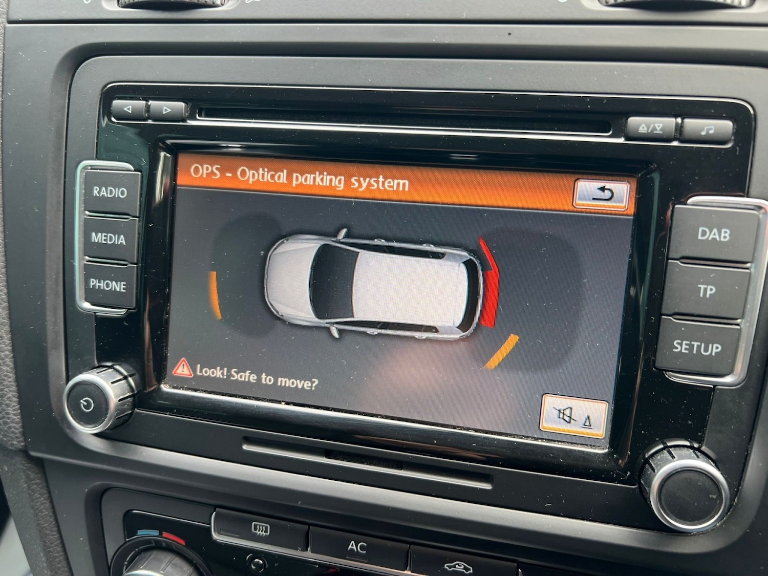 Used Volkswagen Golf 2011 for sale - 77258582: Photo 15