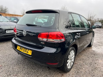 Used Volkswagen Golf 2011 for sale - 77258582: Photo