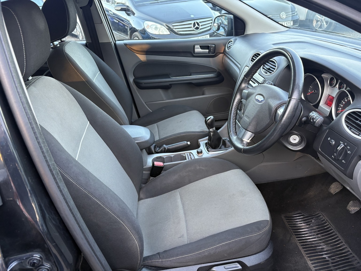 Used Ford Focus 2010 for sale - 77789322: Photo 10