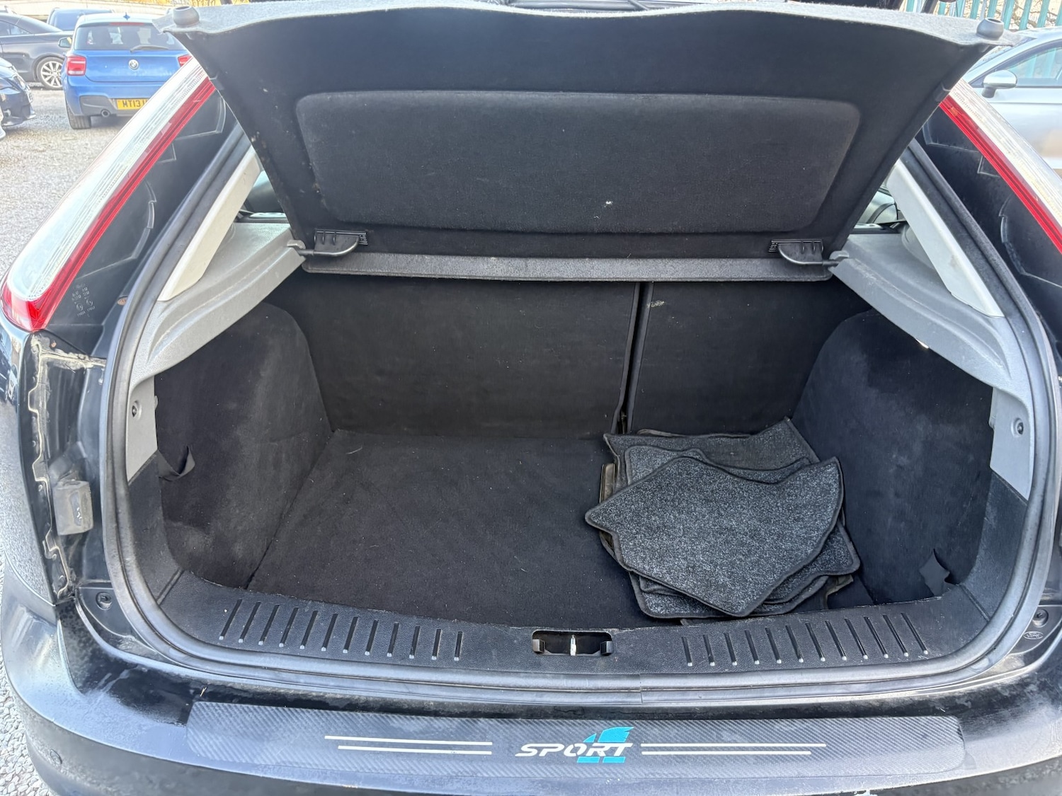 Used Ford Focus 2010 for sale - 77789322: Photo 14