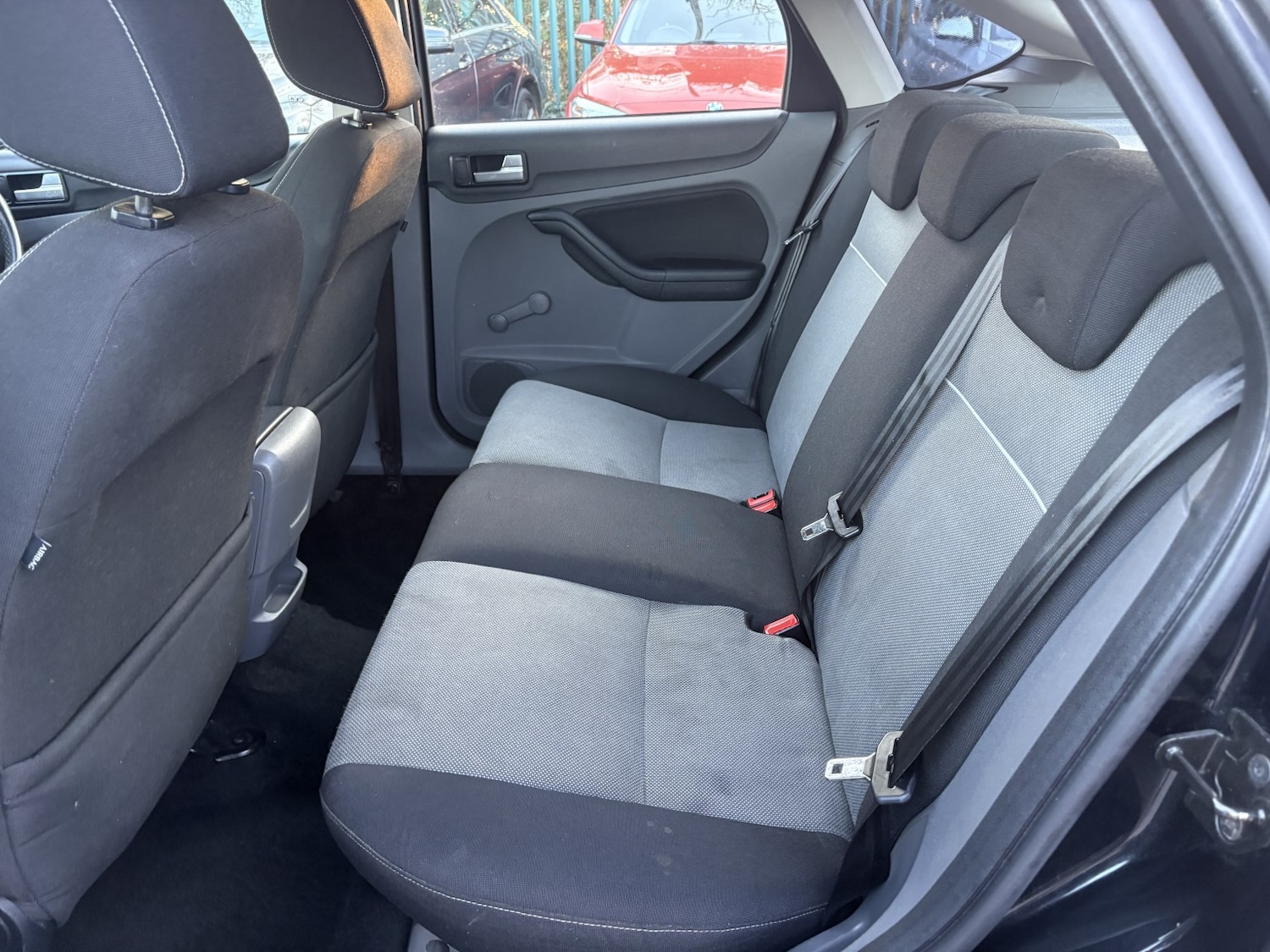 Used Ford Focus 2010 for sale - 77789322: Photo 15