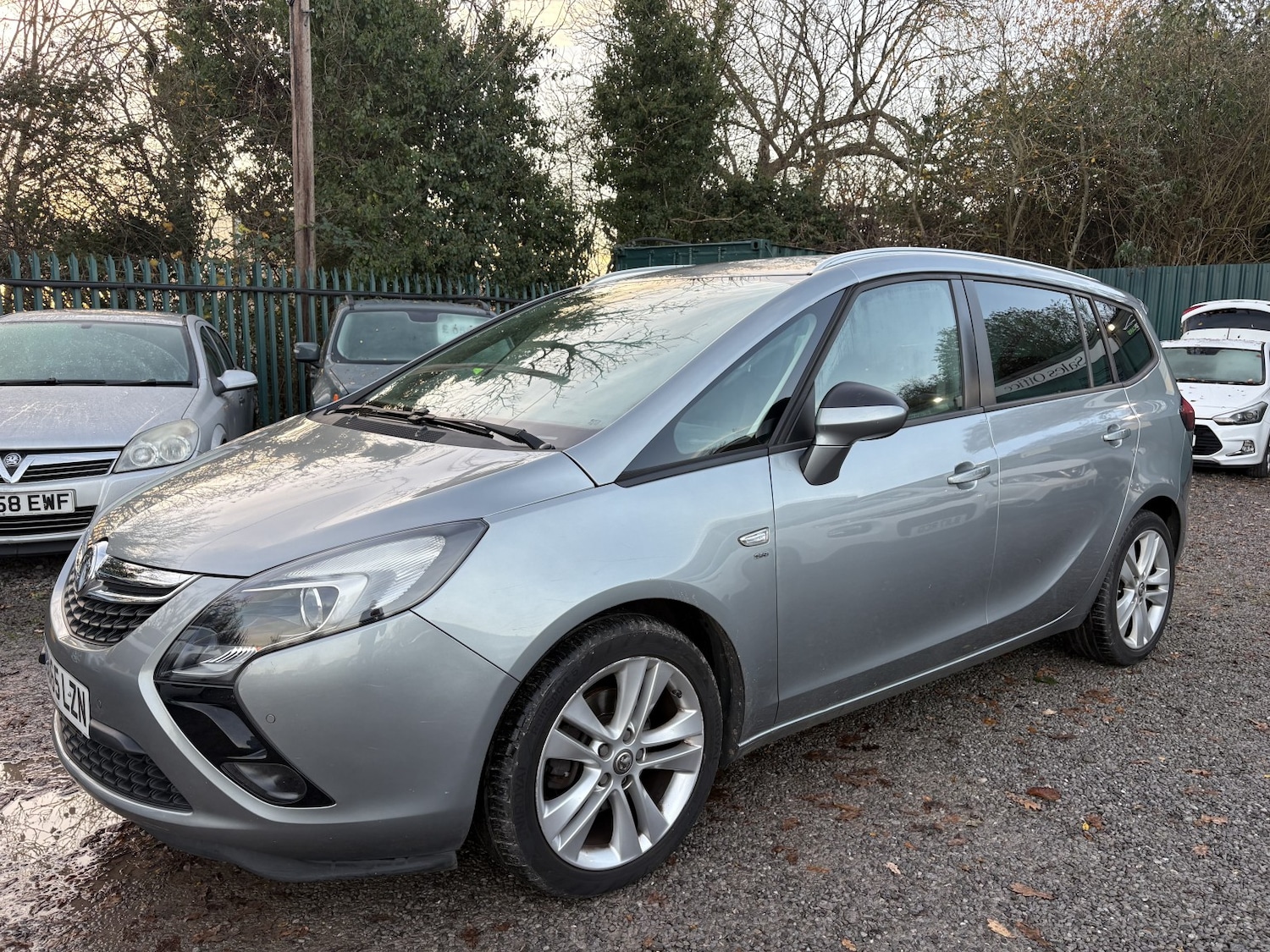 Used Vauxhall Zafira 2015 for sale - 76945529: Photo 3