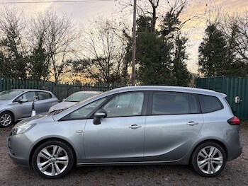 Used Vauxhall Zafira 2015 for sale - 76945529: Photo