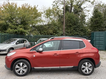 Used Peugeot 2008 2015 for sale - 76287000: Photo 4