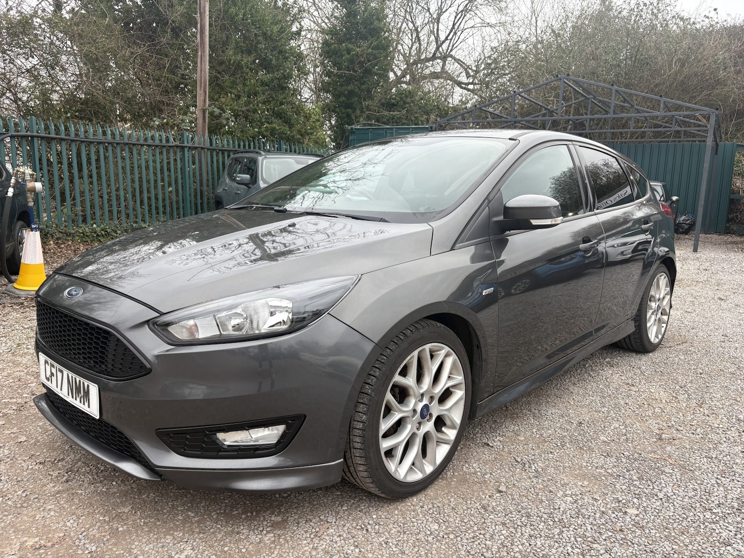 Used Ford Focus 2017 for sale - 77065638: Photo 3