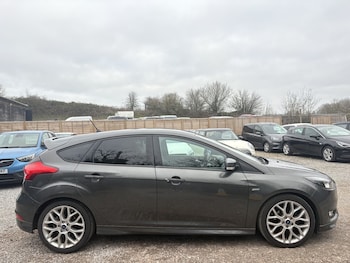 Used Ford Focus 2017 for sale - 77065638: Photo