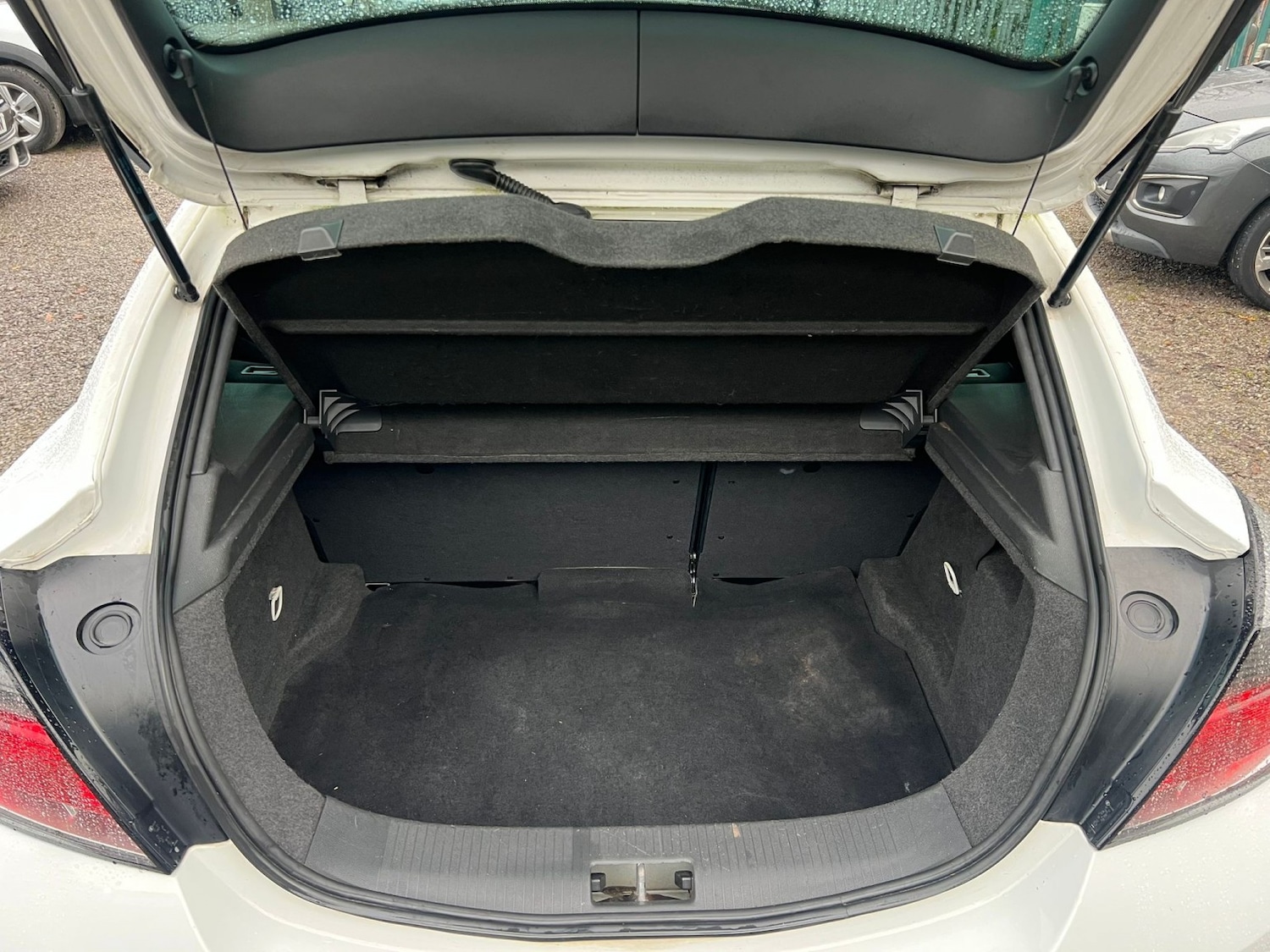 Used Vauxhall Astra 2010 for sale - 77195463: Photo 13