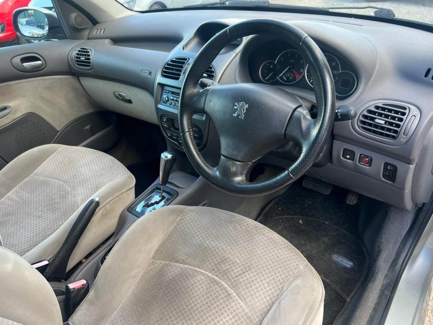 Peugeot 206 2004 - 1.4 8v SE 5-Door - Image 12