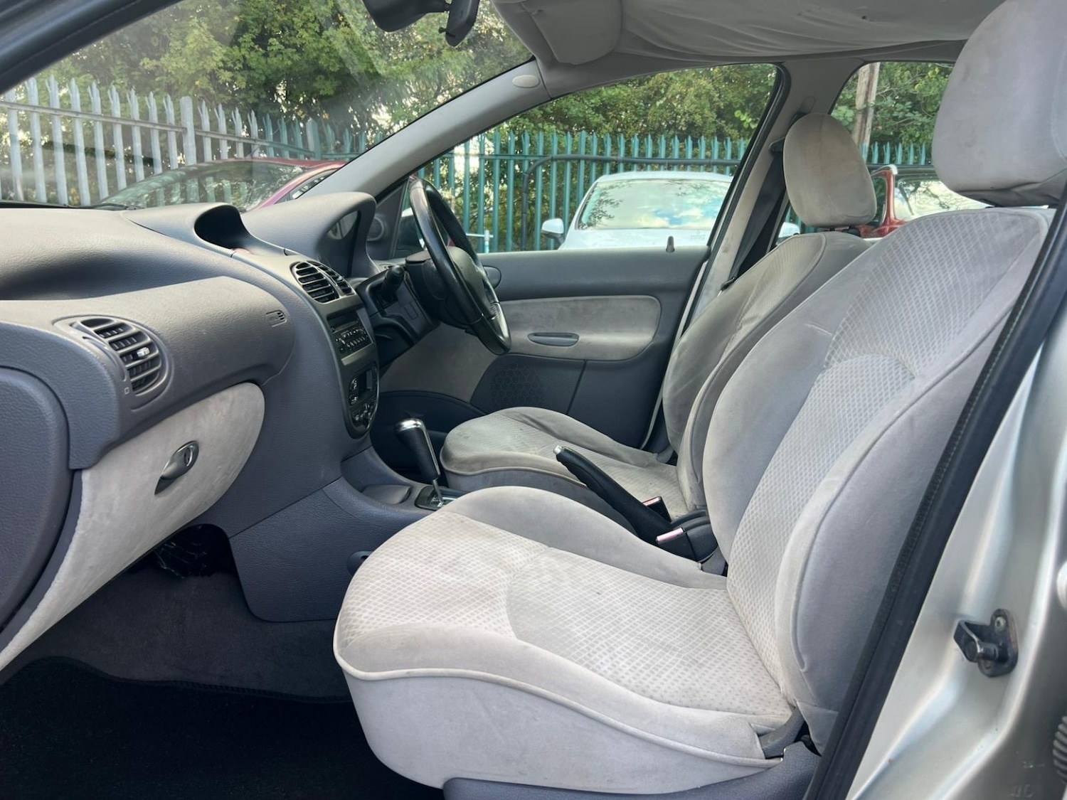 Peugeot 206 2004 - 1.4 8v SE 5-Door - Image 14