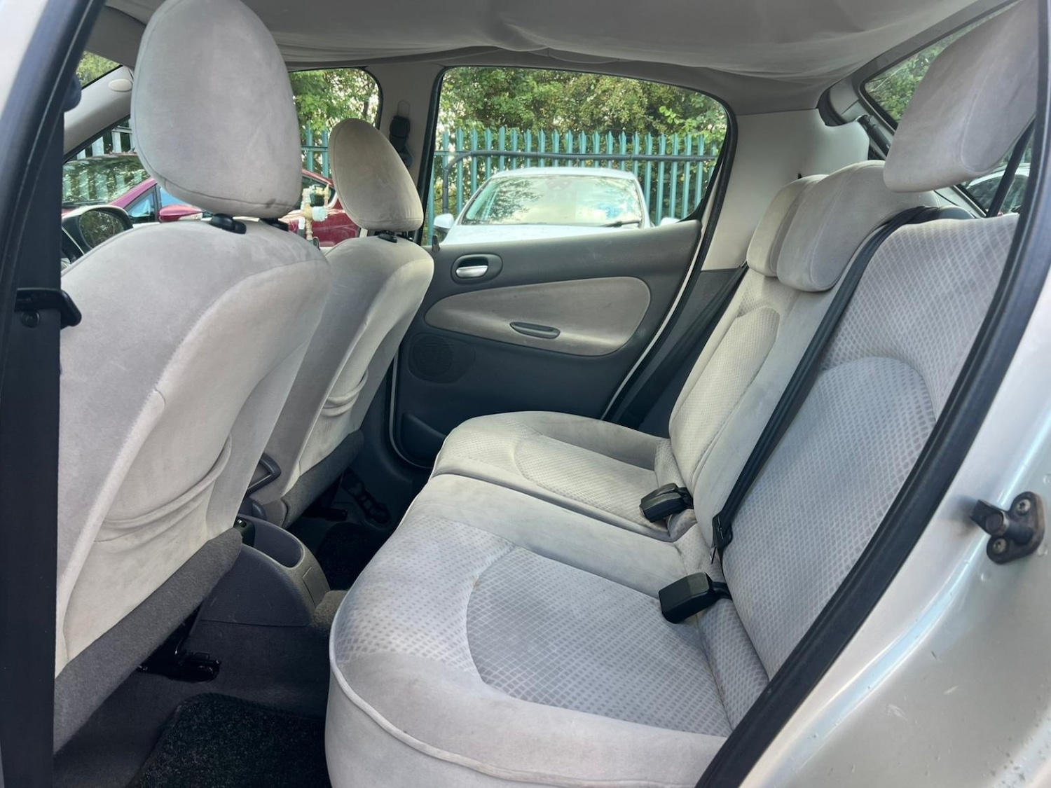 Peugeot 206 2004 - 1.4 8v SE 5-Door - Image 15