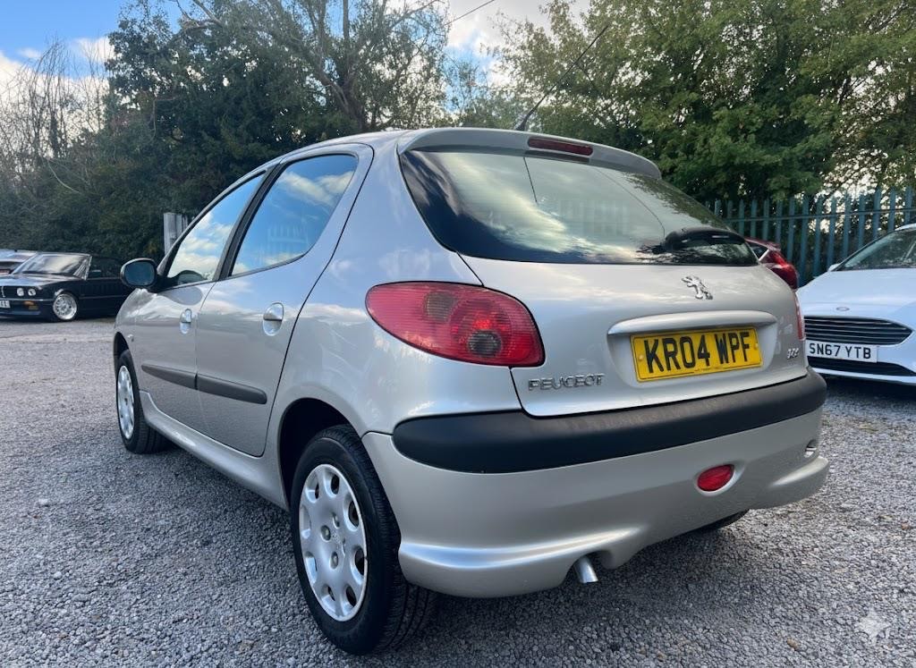 Peugeot 206 2004 - 1.4 8v SE 5-Door - Image 6