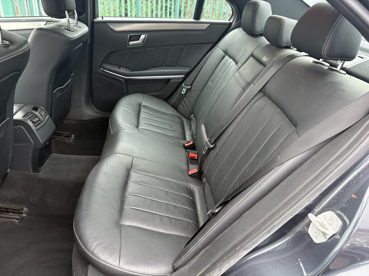 Used Mercedes-Benz E Class 2014 for sale - 77694336: Photo 14