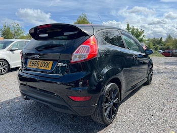 Used Ford Fiesta 2016 for sale - 75760470: Photo