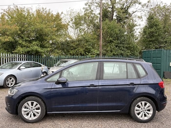 Used Volkswagen Golf SV 2015 for sale - 75994734: Photo