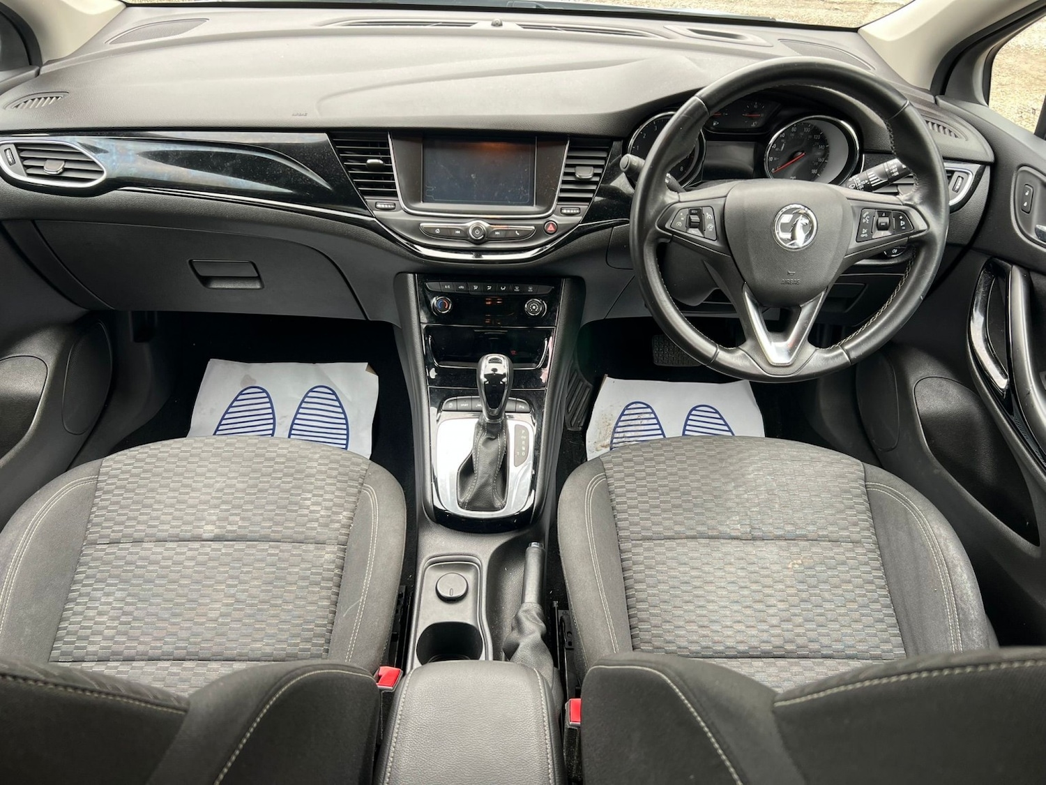 Used Vauxhall Astra 2018 for sale - 77938234: Photo 10