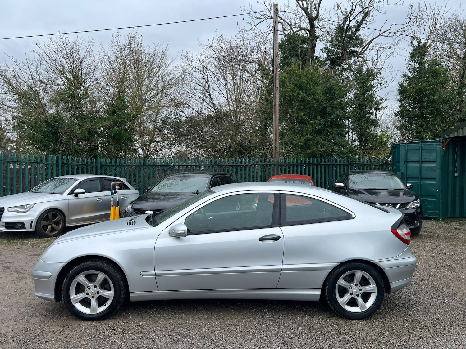 Used Mercedes-Benz C Class 2006 for sale - 77844993: Photo 2