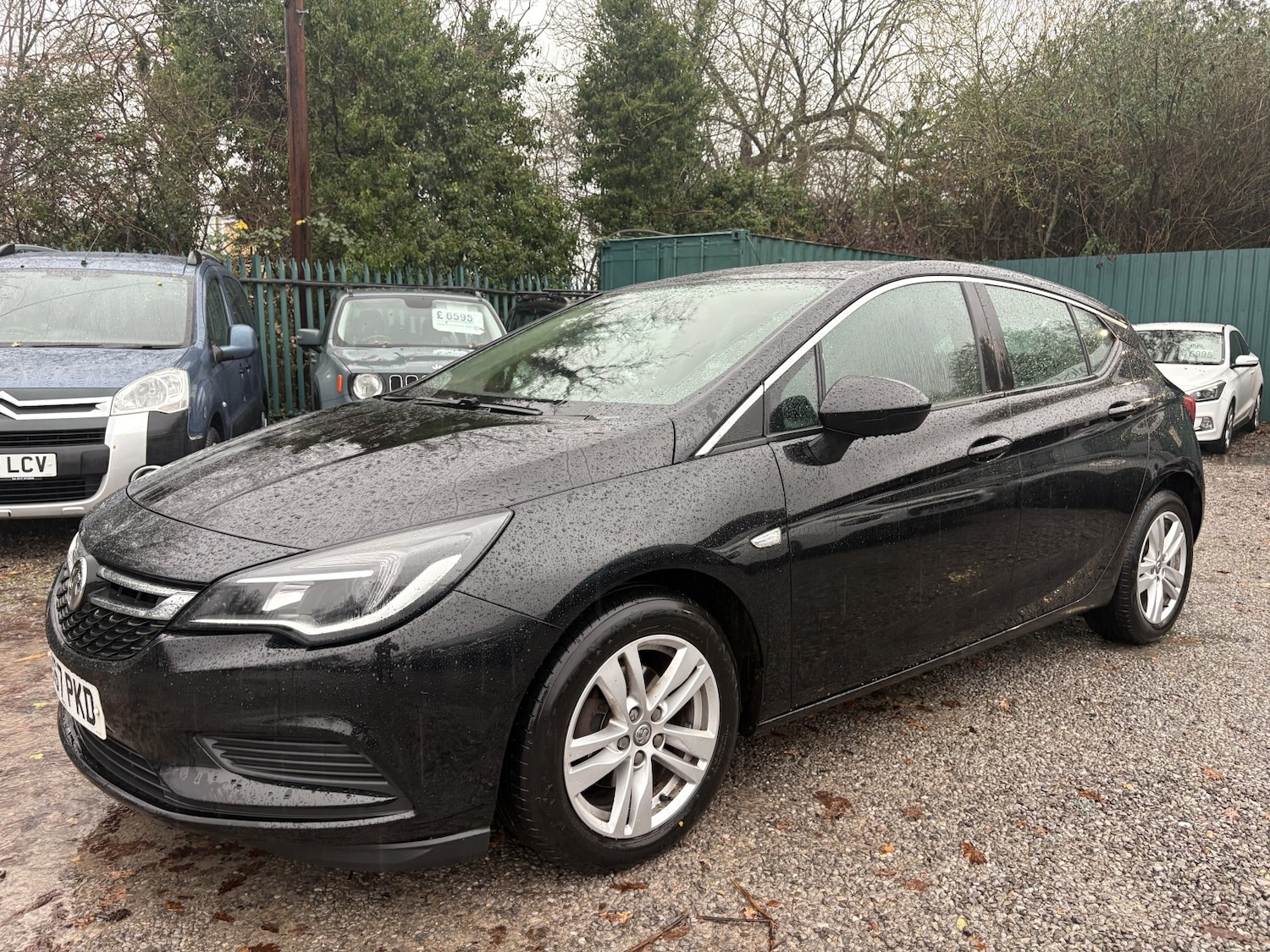 Used Vauxhall Astra 2017 for sale - 77001559: Photo 3