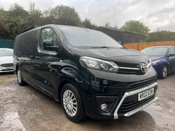 Toyota - PROACE CITY Verso