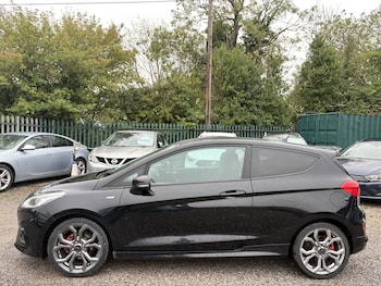 Used Ford Fiesta 2018 for sale - 75994737: Photo