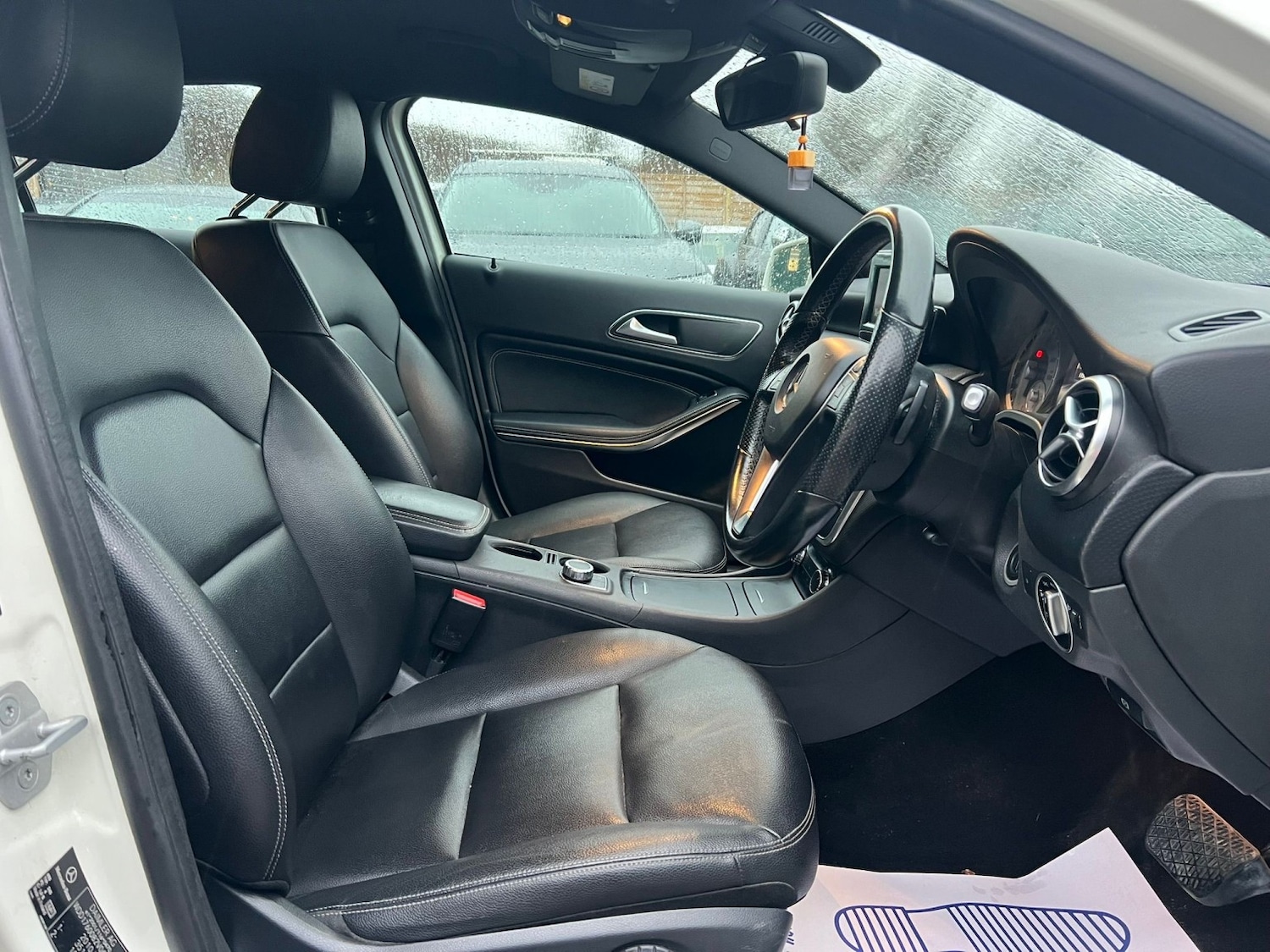 Used Mercedes-Benz A-Class 2015 for sale - 77629099: Photo 15