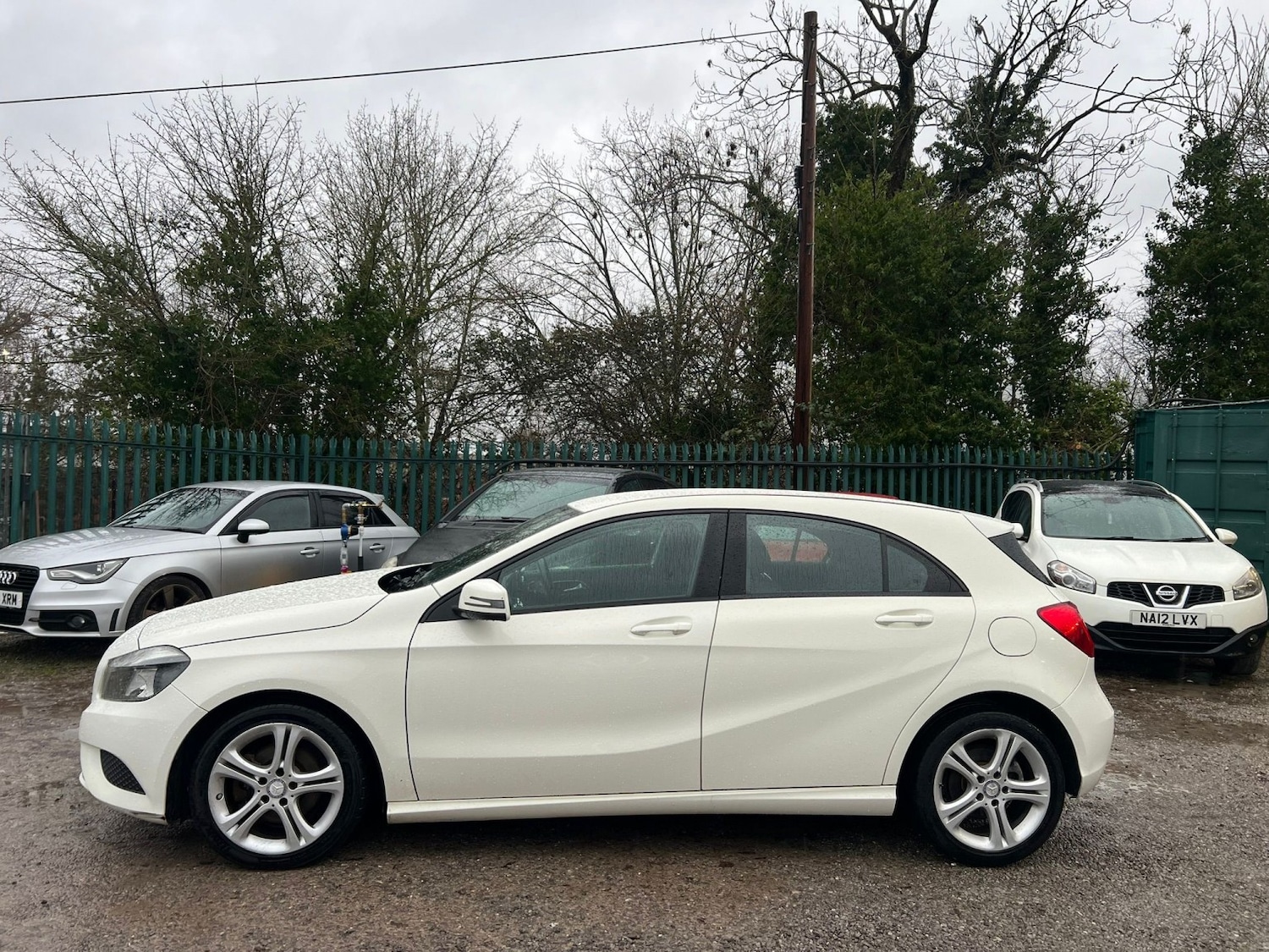 Used Mercedes-Benz A-Class 2015 for sale - 77629099: Photo 3