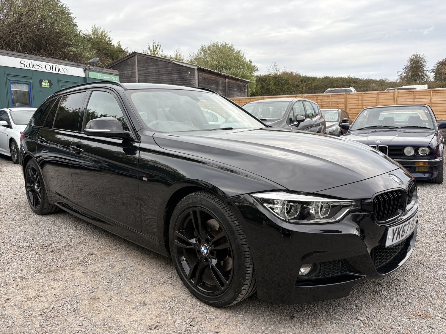 Used BMW 3 Series 2017 for sale - 76170446: Photo 1