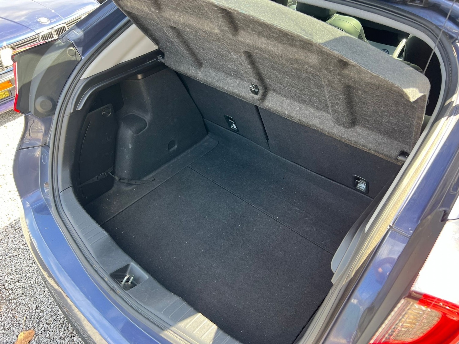 Vehicle 19