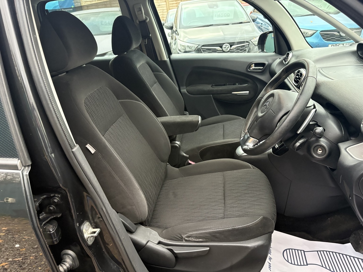 Used Citroen C3 Picasso 2012 for sale - 76918423: Photo 11