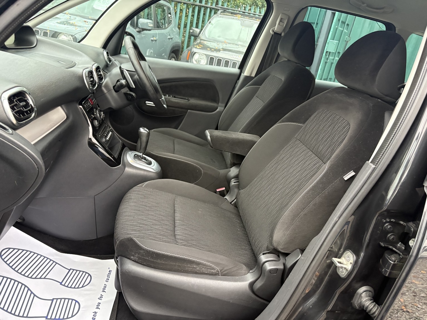 Used Citroen C3 Picasso 2012 for sale - 76918423: Photo 17