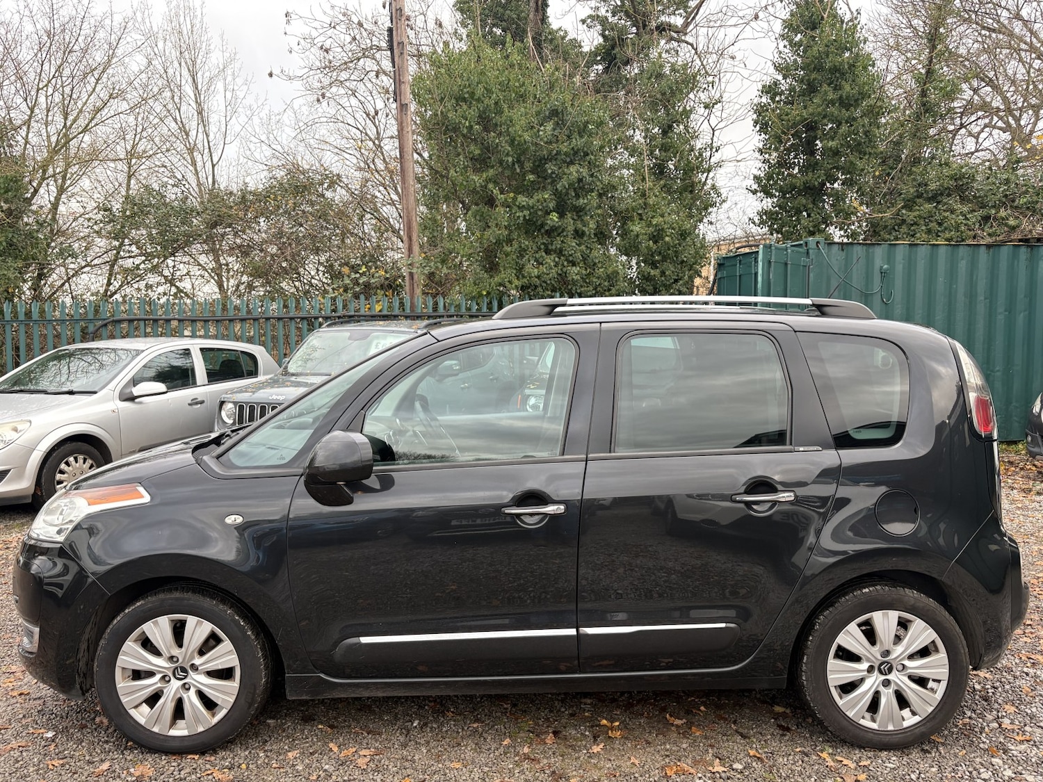 Used Citroen C3 Picasso 2012 for sale - 76918423: Photo 4