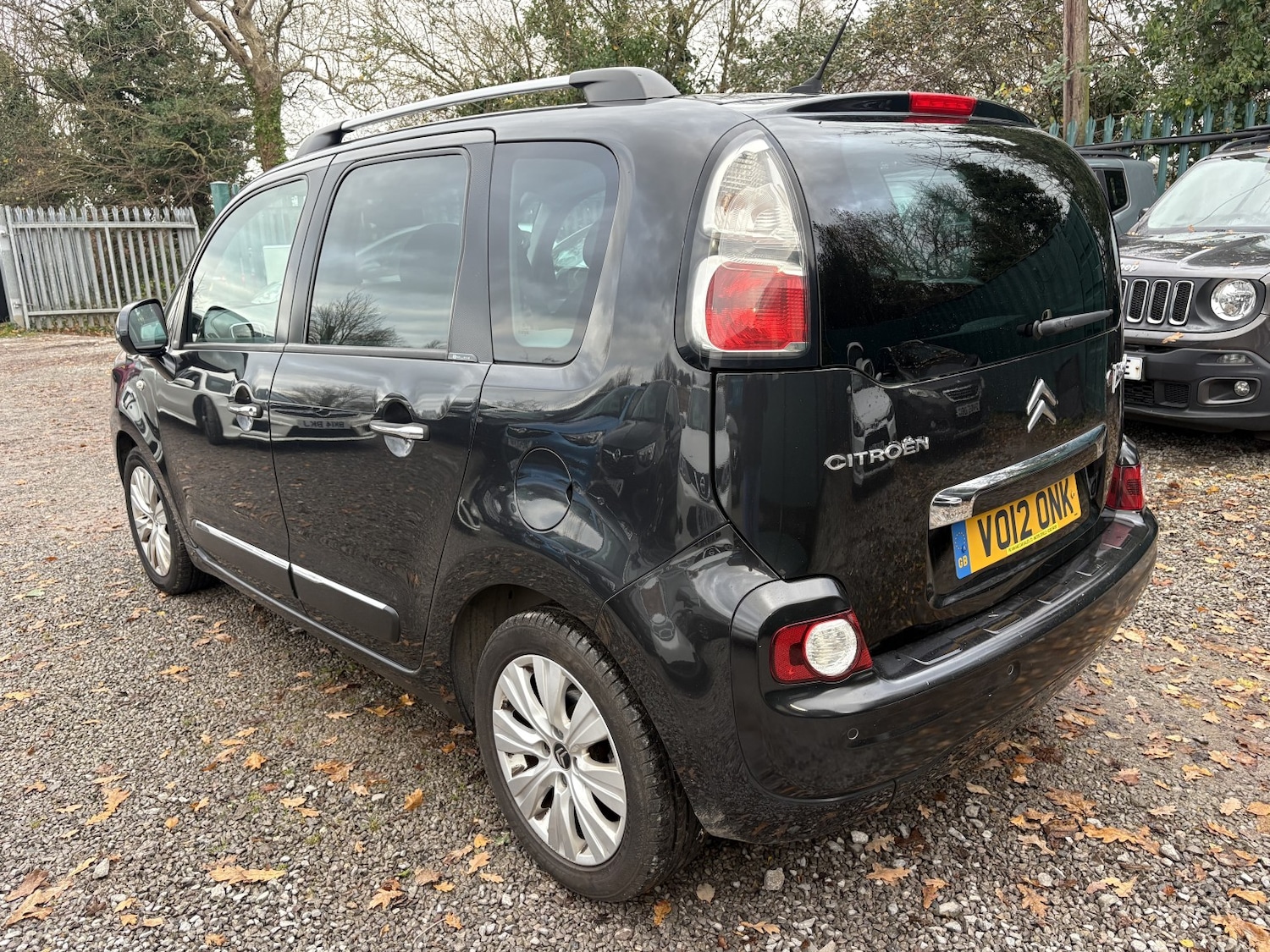 Used Citroen C3 Picasso 2012 for sale - 76918423: Photo 6