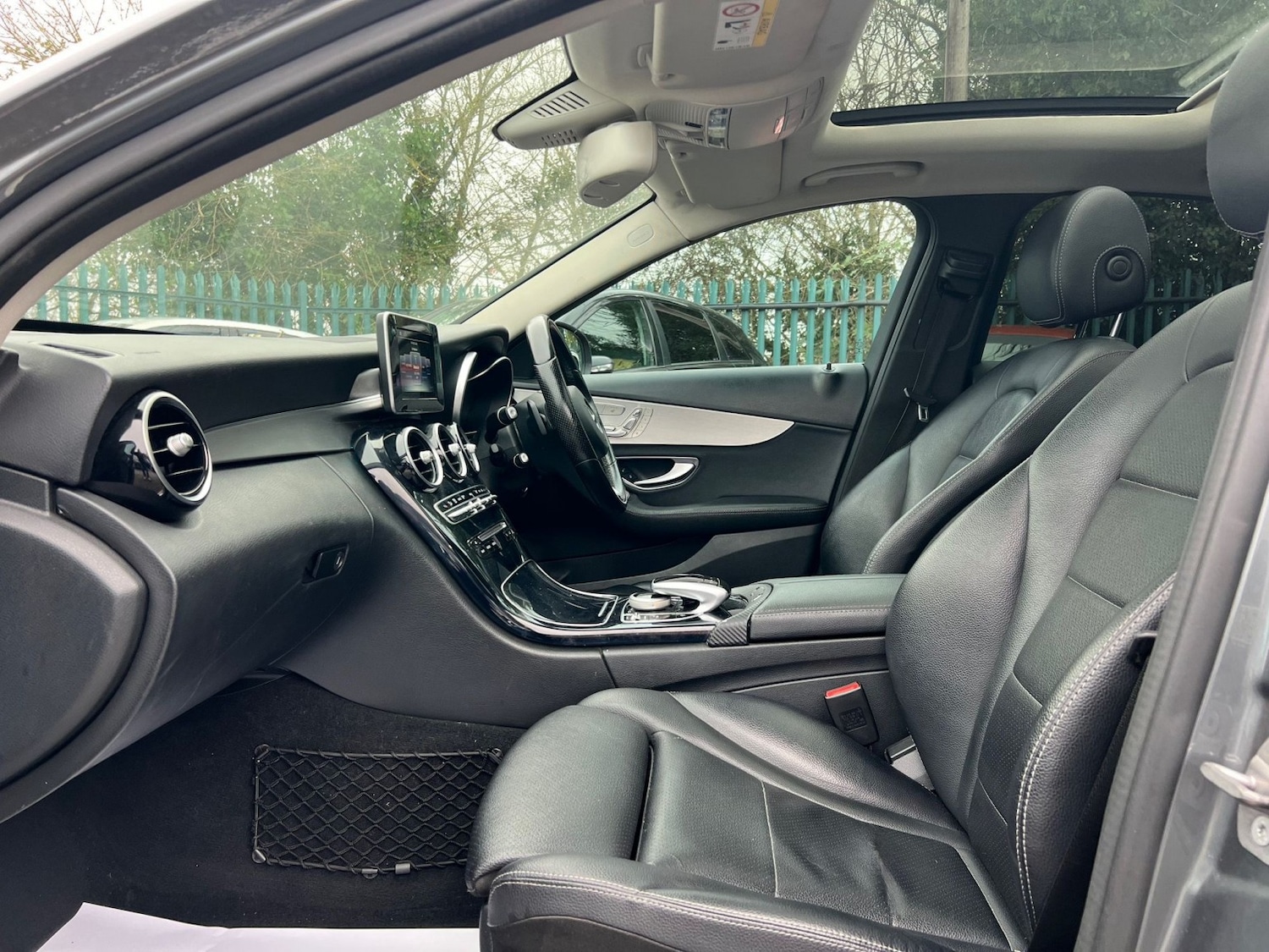 Used Mercedes-Benz C Class 2016 for sale - 77656223: Photo 17