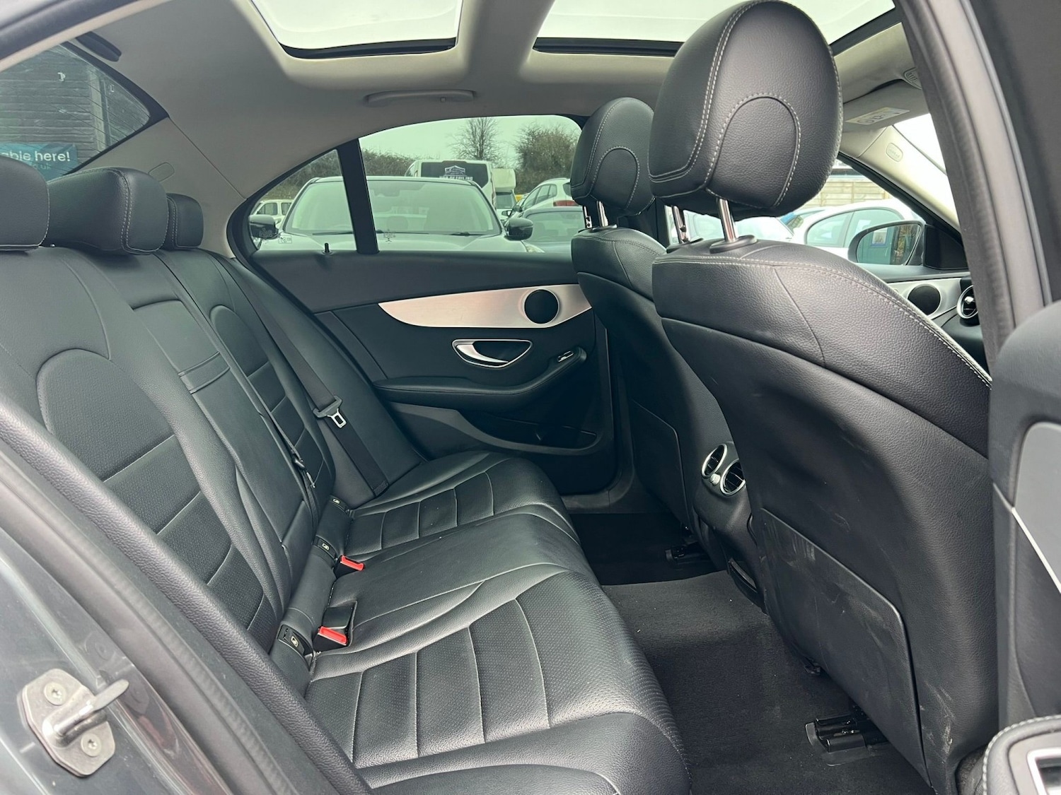 Used Mercedes-Benz C Class 2016 for sale - 77656223: Photo 18