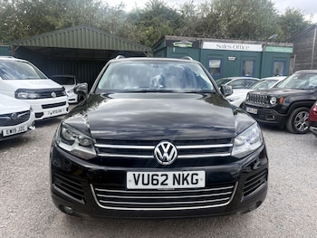 Used Volkswagen Touareg 2012 for sale - 79379125: Photo