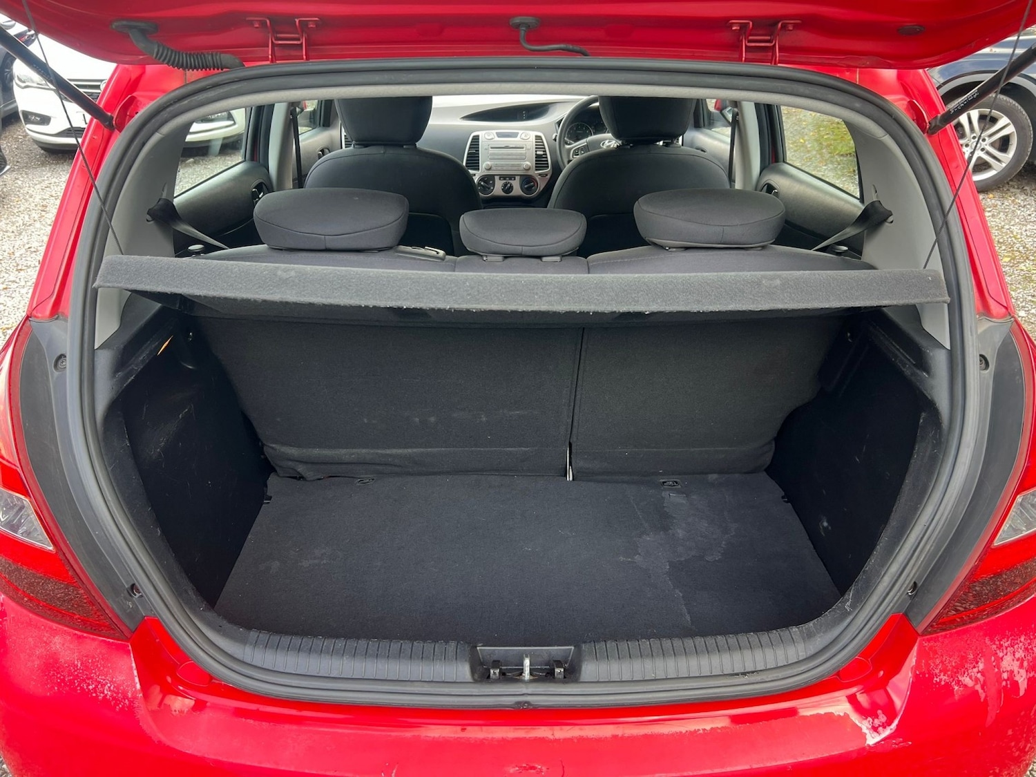 Used Hyundai i20 2010 for sale - 76358124: Photo 10