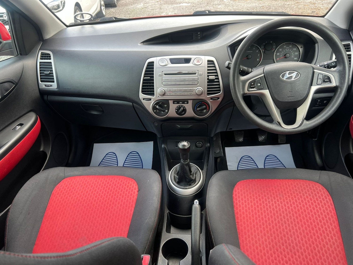 Used Hyundai i20 2010 for sale - 76358124: Photo 11