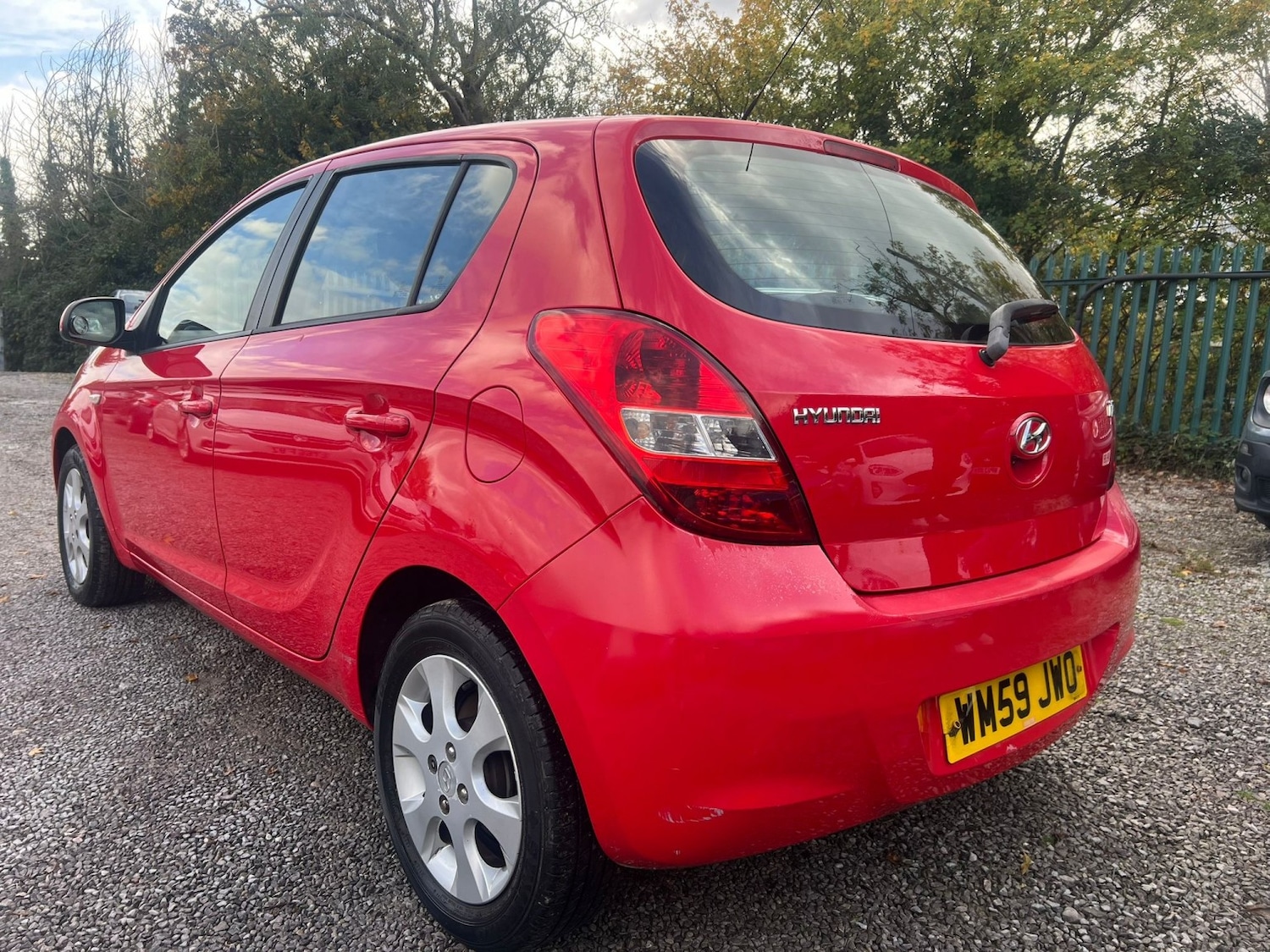 Used Hyundai i20 2010 for sale - 76358124: Photo 3