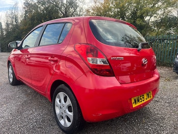 Used Hyundai i20 2010 for sale - 76358124: Photo