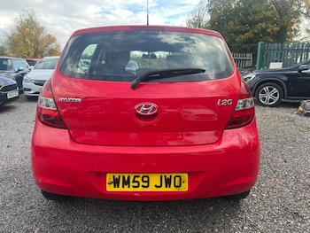 Used Hyundai i20 2010 for sale - 76358124: Photo