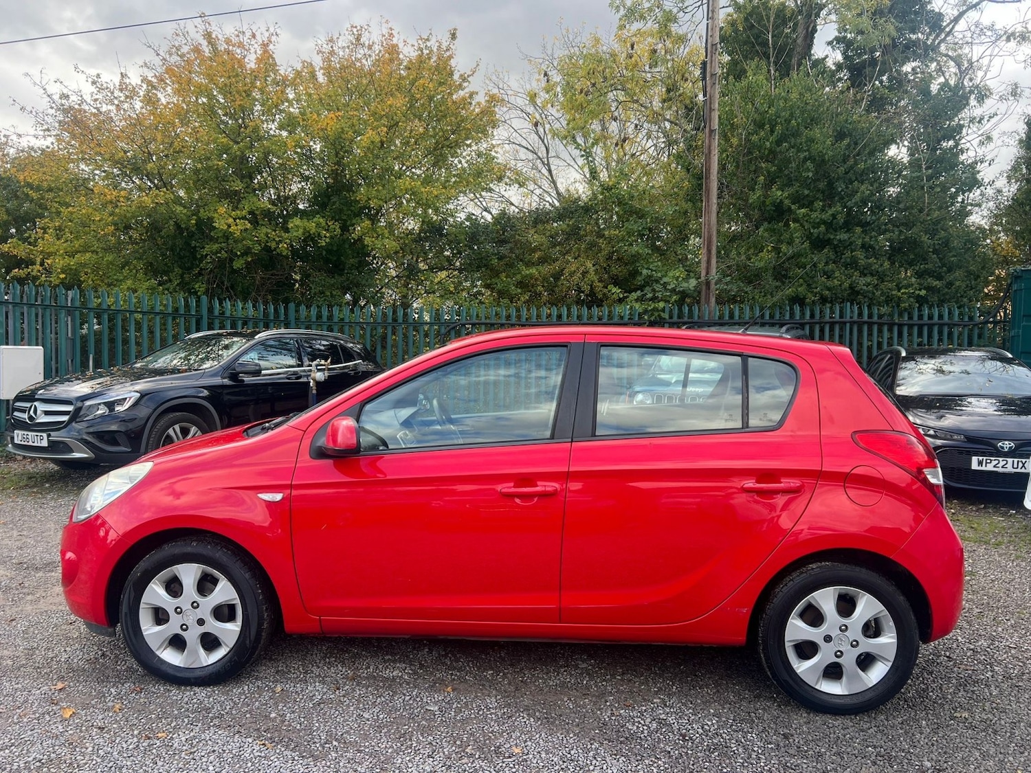 Used Hyundai i20 2010 for sale - 76358124: Photo 5