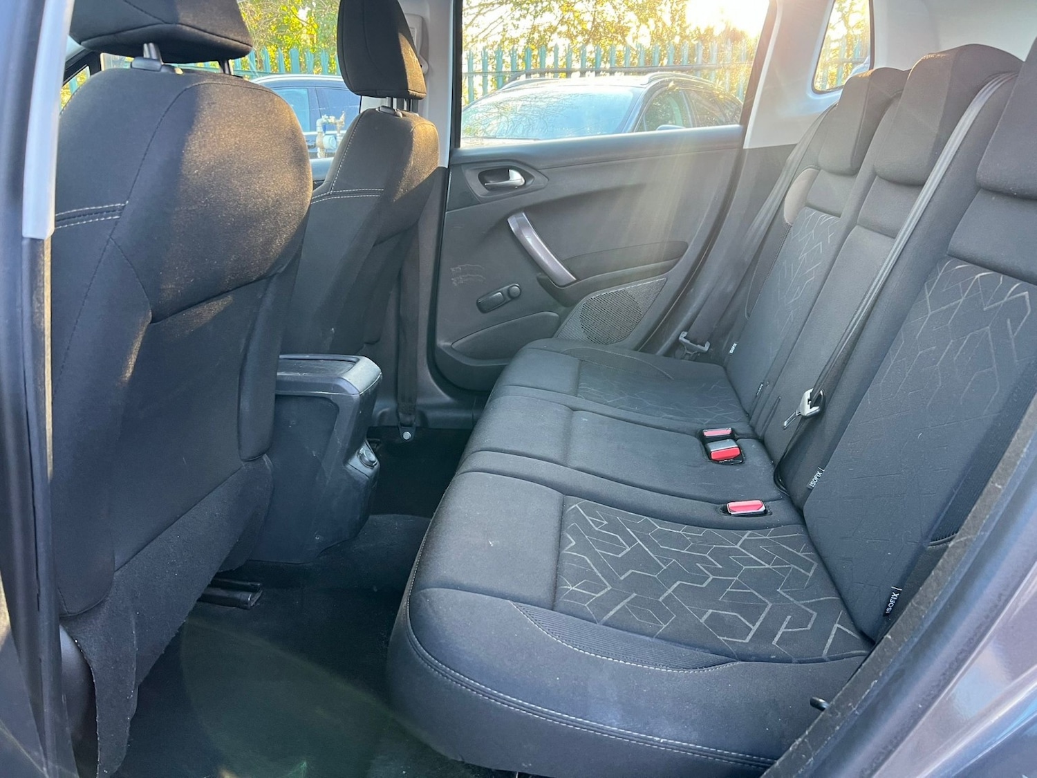 Used Peugeot 2008 2015 for sale - 76625384: Photo 12