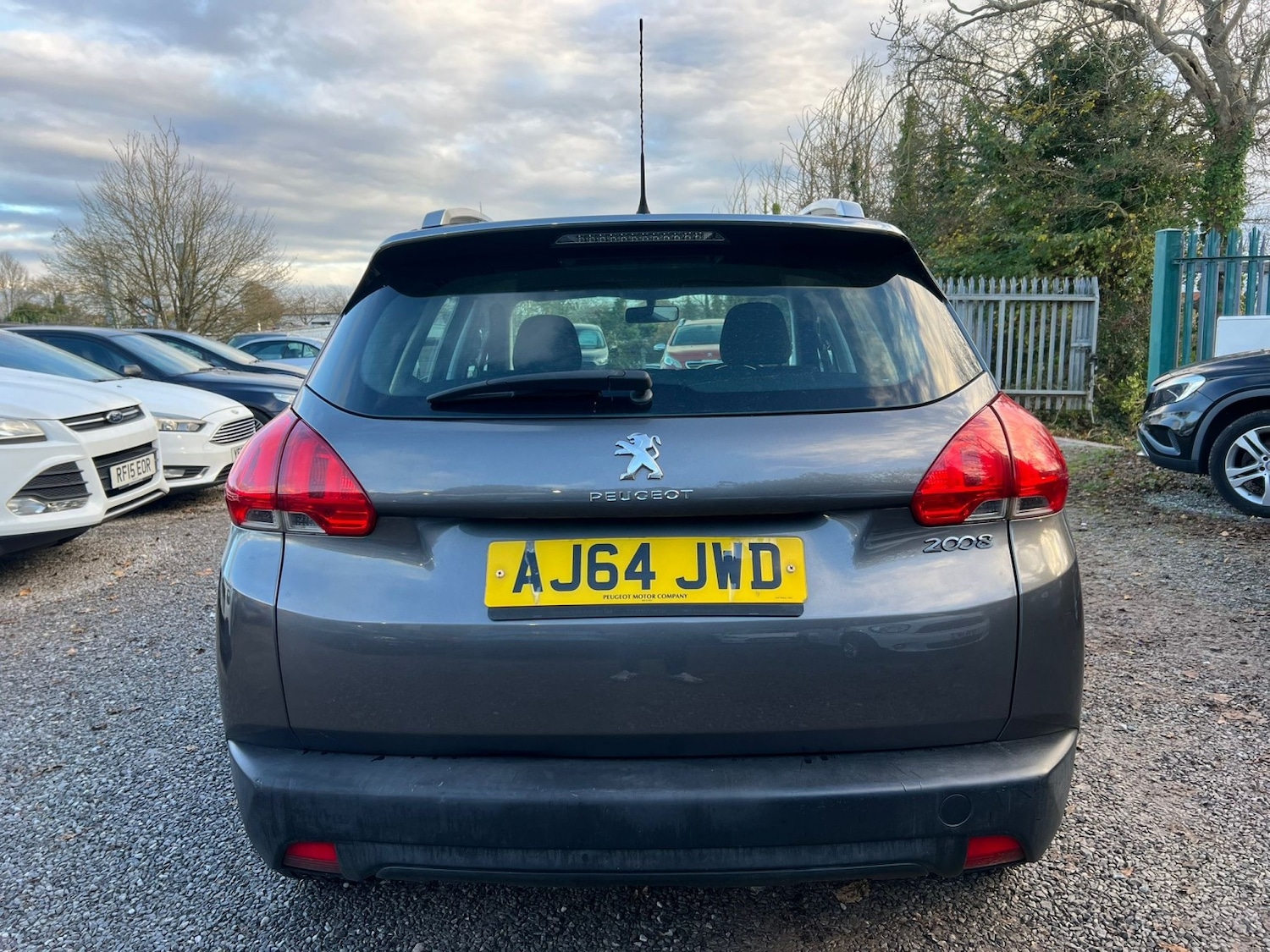 Used Peugeot 2008 2015 for sale - 76625384: Photo 3