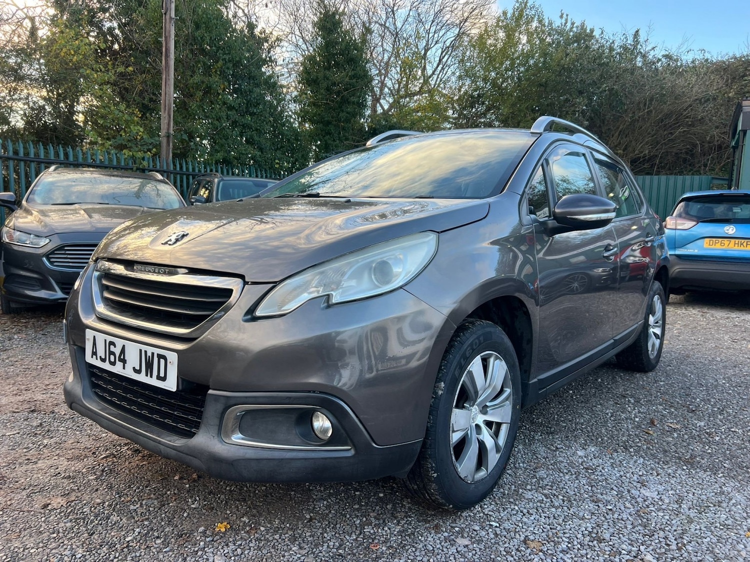 Used Peugeot 2008 2015 for sale - 76625384: Photo 5