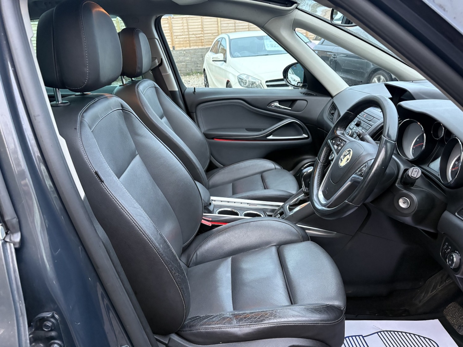 Used Vauxhall Zafira 2014 for sale - 77318343: Photo 18
