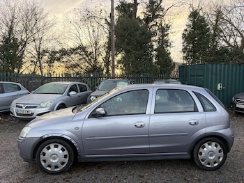 Used Vauxhall Corsa 2005 for sale - 76945524: Photo
