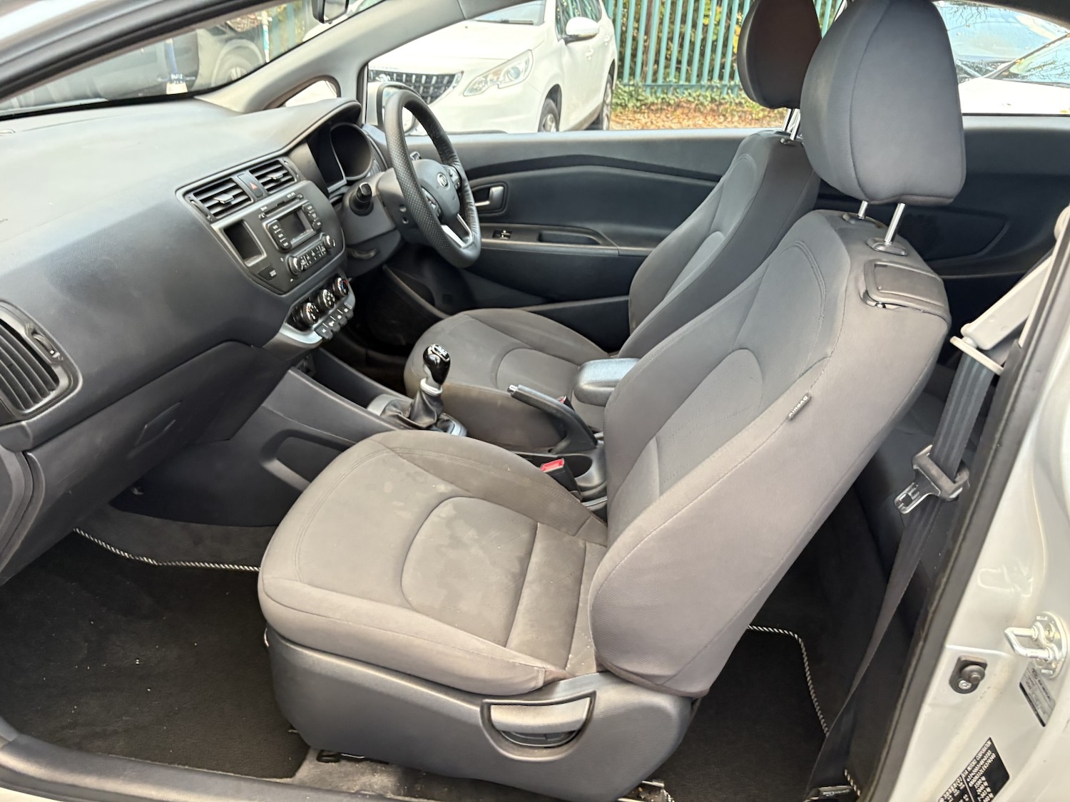 Used Kia Rio 2015 for sale - 76340341: Photo 15